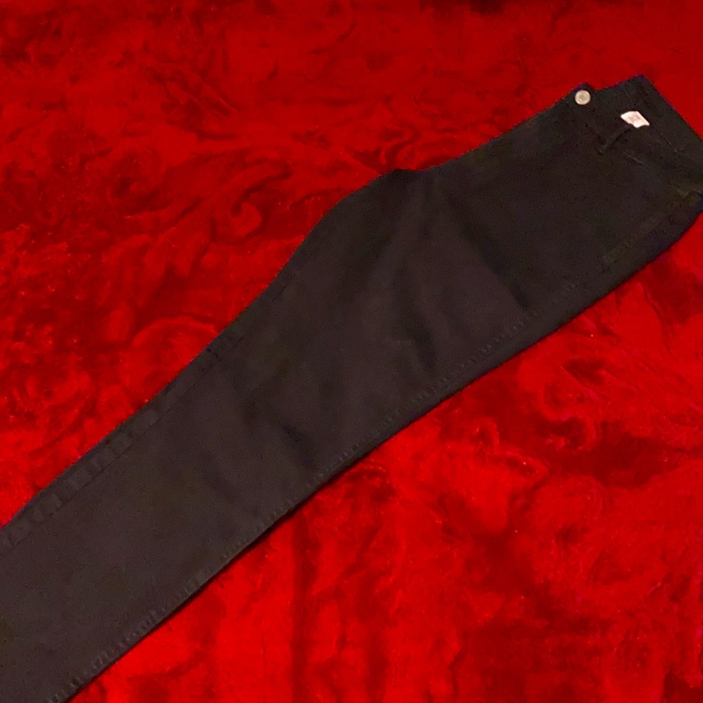 Black Skinny Jeans
